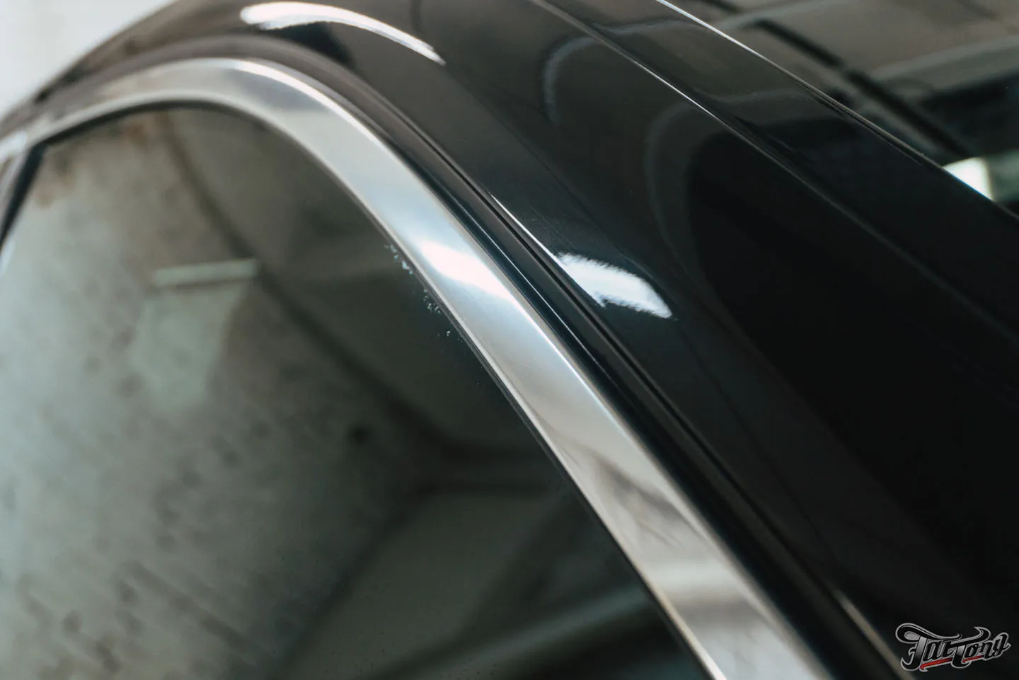 Очистка и защита хрома от реагентов на BMW 7